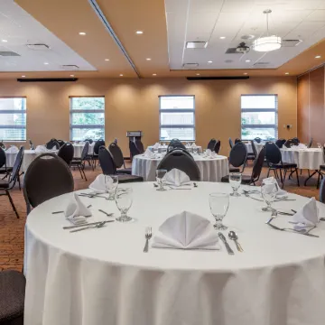 Best Western Plus Bathurst Hotel  Suites