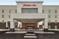 Hampton Inn by Hilton Brooklyn Park Minneapolis - parking