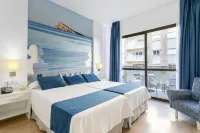 Hotel Avenida - parkir