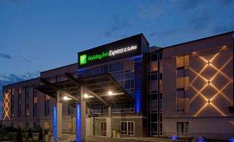 Holiday Inn Express & Suites Saint - Hyacinthe