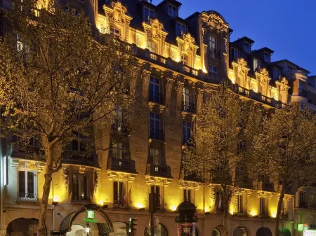 Holiday Inn Paris - Gare de Lyon Bastille, an IHG Hotel