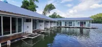 Chateau de Erawan Hotel a Distretto di Si Sawat