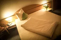 Hotel Küferschänke Hotels near Sinsheimer Wachter