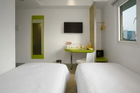 Amaris Hotel Fachrudin – Tanah Abang
