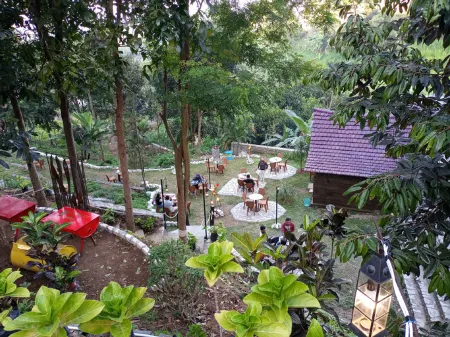 Pondok Wisata Jaden Trawas Mojokerto