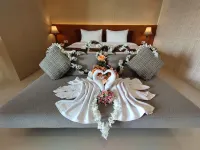 Dreamland Hotel and Lounge Hotels in Bondowoso