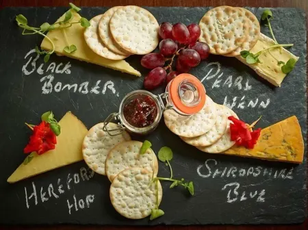 The Lion Отели в г. Лустон