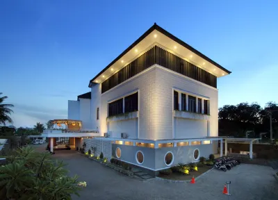 Helios Hotel & Convention Các khách sạn ở Manurunge
