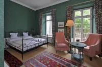 Herrenhaus Von Löw Hotel di Munzenberg