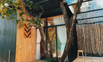 Tropical Garden Homestay by Zuzu