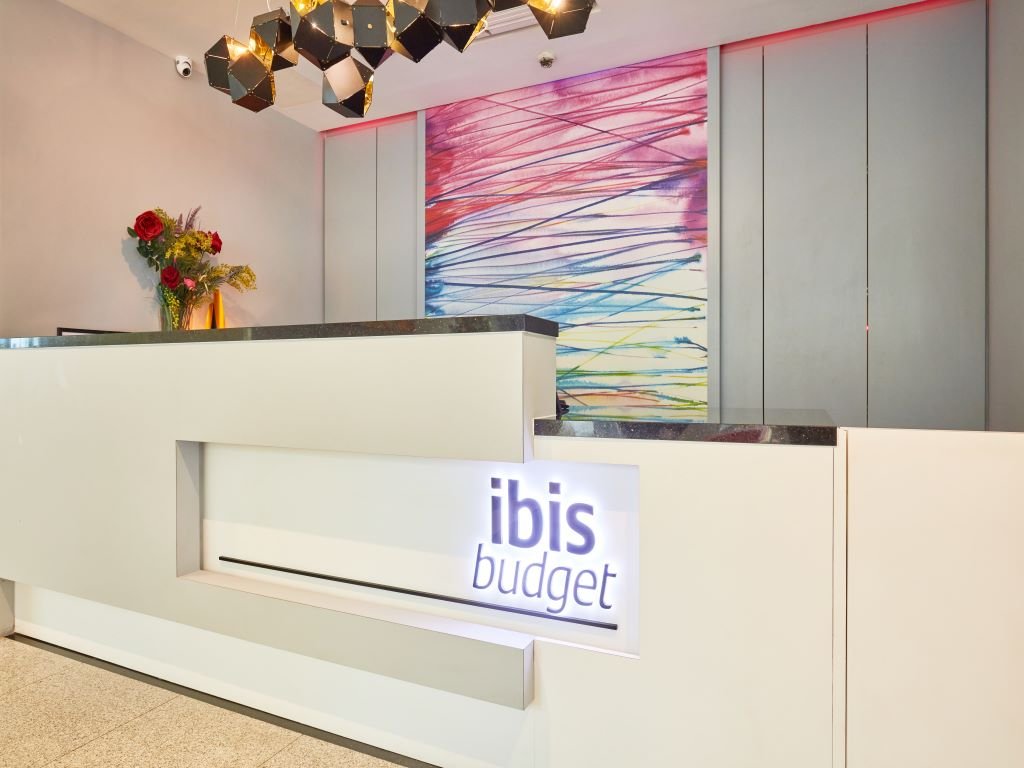 ibis budget Singapore Imperial Over view