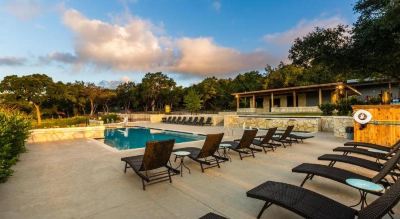 Outdoor Swimming Pool