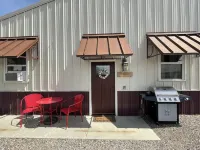 Llama-Stay at Spooky Tooth Ranch – Mtn Views!!