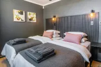 Klein Hangklip - Eco Mountain Cabin Hotels in Betty's Bay