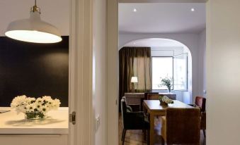 Ainb Barcelona Sants Apartments