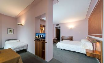 Hotel Moderno