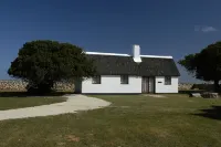 De Hoop Equipped Cottages