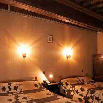 Logis Hôtel la Chaumière Rooms