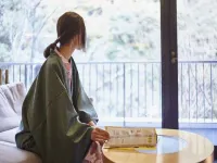 Minamitei - parking