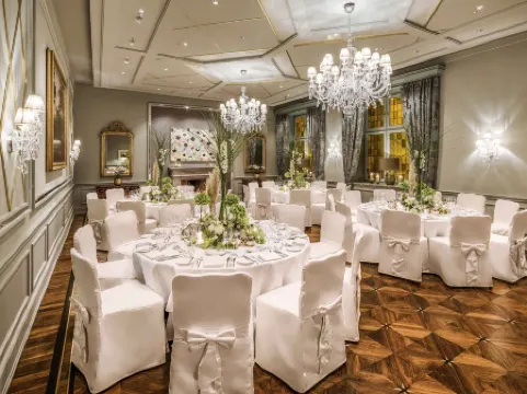 Fairmont Hotel Vier Jahreszeiten