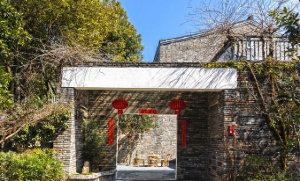 Liuhe Cangyuan Jingpin Guesthouse