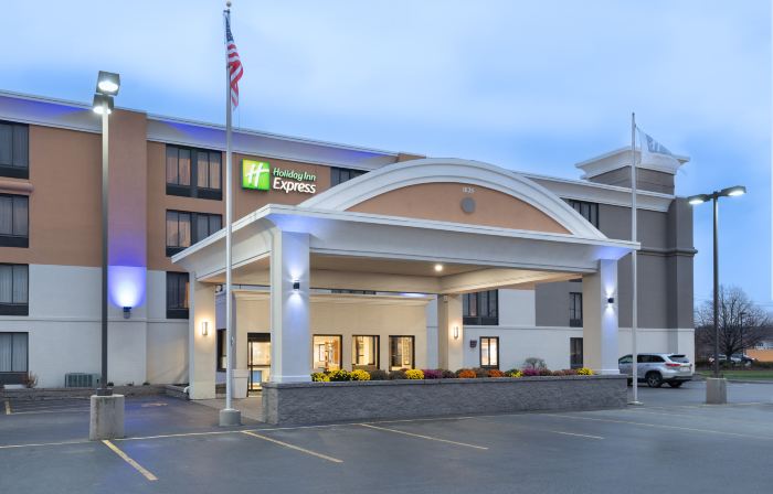 Holiday Inn Express ROCHESTER - GREECE by IHG