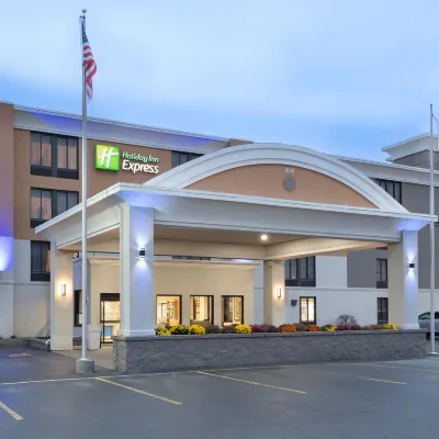 Holiday Inn Express ROCHESTER - GREECE by IHG Отели рядом с достопримечательностью «Дом-музей Сьюзен Браунелл Энтони»