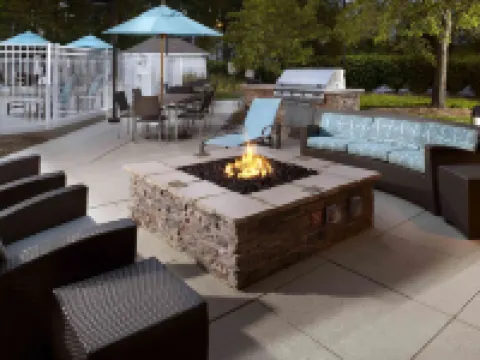 Sonesta ES Suites Cincinnati - Blue Ash Hotels in Hamilton County