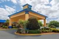 ロードウェイ イン クレルモント ノース