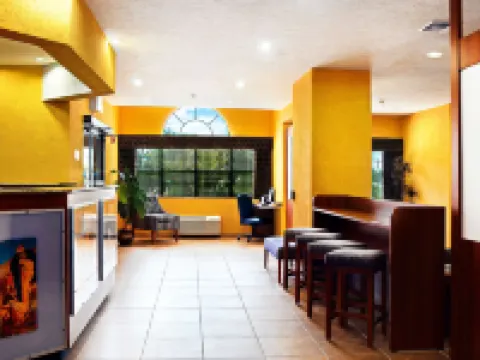 Microtel Inn & Suites by Wyndham New Braunfels Hotels in New Braunfels