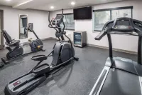 埃弗裏特紅獅套房酒店 - 健身室/gym room