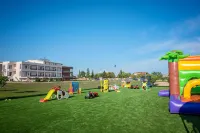Mythic Summer Hotel فنادق في باراليا