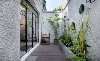 Hills Boutique Guesthouse