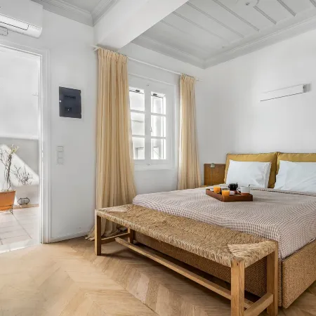 Niriides Hotel Spetses Отели в г. Спеце
