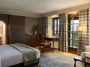 MounTrace Suites & Spa