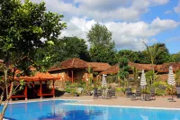 D'Kaliurang Resort & Convention Yogyakarta - 수영장