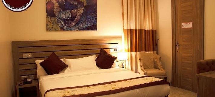 Moz One Executive Guest Rooms Hombori Hotel di Wuse