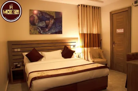 Moz One Executive Guest Rooms Hombori