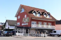 Hotel Weinhaus Wiedemann Hotels in Bischofsheim