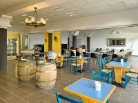 Hotel Stara šola - Oleander Resort Hotels in Korte