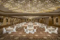 Radisson Resort & Spa Kandla فنادق في Gandhidham
