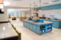 Country Inn & Suites by Radisson, Lewisburg, PA - Завтрак