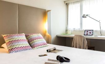 Campanile Valence Sud - Housity