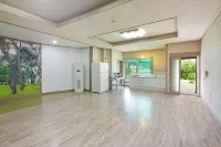 Yongin Seonnyeowa Namuggun Pension Hotels in Cheoin-gu