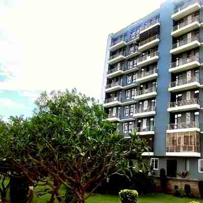 The Grand ND Resort- Kanha Tulsi Heights Behind Prem Mandir Hotel Exterior