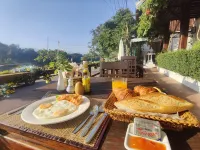 Villa Khili Namkhan Hotels in Луангпрабанг