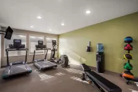 WoodSpring Suites Milwaukee - Menomonee Falls