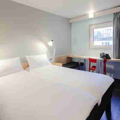 Ibis Bourges Rooms