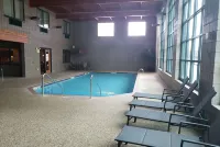Wingate by Wyndham Coon Rapids - Pool