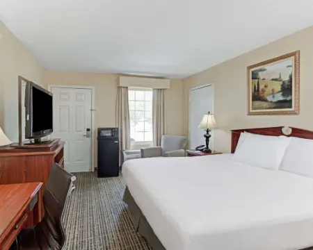 Baymont by Wyndham Sanford Hotels in Lee County
